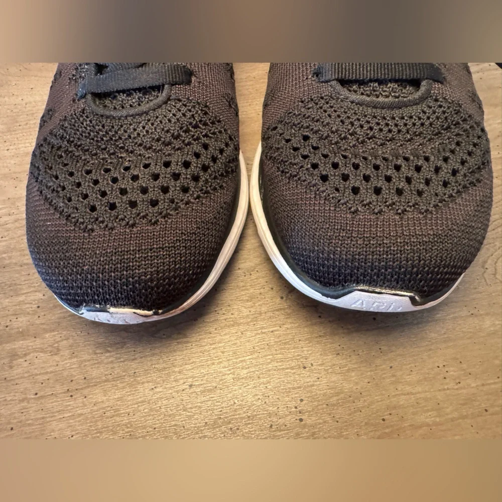 APL Women’s Black Sneakers Size 7
